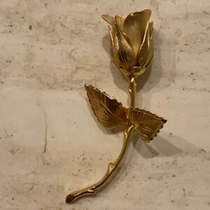 Rose Pin Brooch Signed Giovanni 1960s Gold Tone Flower 60s Long Stem Vintage